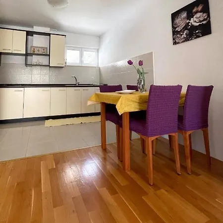 Katic Apartment Makarska