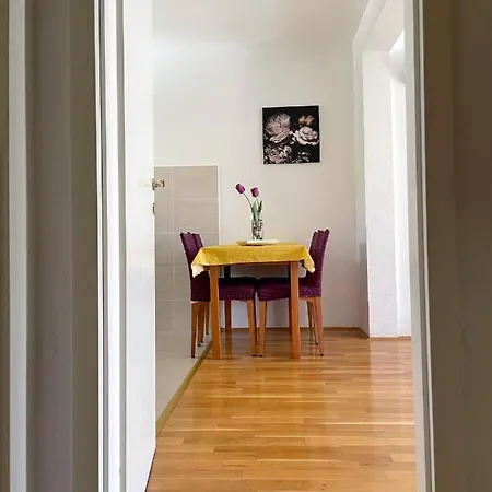 Apartmani Katic * Makarska