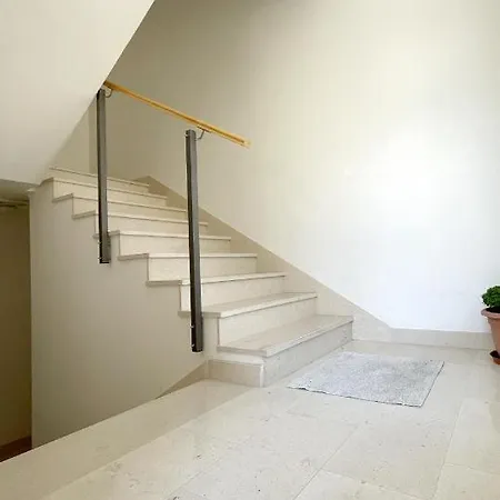 Daire Apartmani Katic