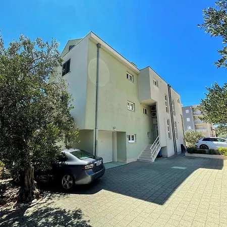 Katic Apartment *