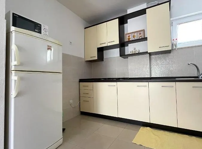 Katic Μακάρσκα