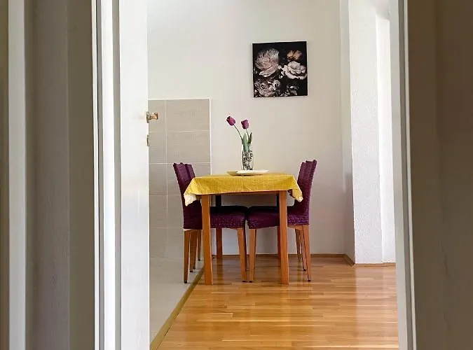 Katic * Μακάρσκα